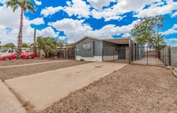 8107 E BUTTE Street, Mesa, AZ 85207