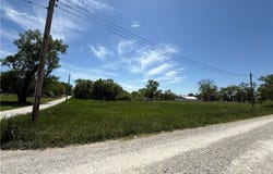 909 Main Street, Cainsville, MO 64632