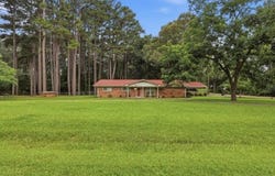 100 County Road 1123, Daingerfield, TX 75638
