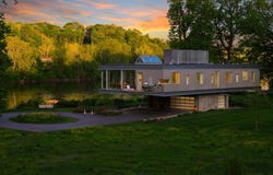 2710 RIVER Road, NEW HOPE, PA 18938