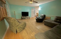 7060 County Road 8240, West Plains, MO 65775