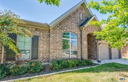 2916 Glen View, Seguin, TX 78155