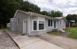 115 Trent Circle, Greenville, NC 27834