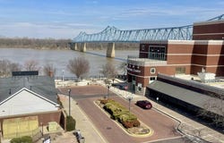 121 E 2nd, Owensboro, KY 42303