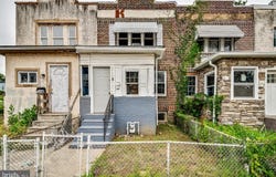 1118 THOMAS STREET, CHESTER, PA 19013