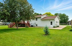 624 W Street, Plainfield, IA 50666