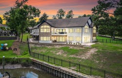 304 Gull Road, Hampstead, NC 28443