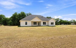 1350 County Road 4040, Ector, TX 75479