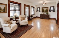 310 N CHEROKEE Street, Taylorville, IL 62568