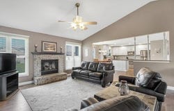 33 Horsetail Court, Dardenne Prairie, MO 63368