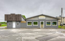 514 W Valley Street, Granby, MO 64844