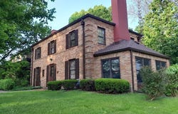 185 Bayley Avenue, Platteville, WI 53818