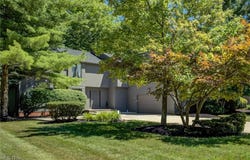 5009 Lansdowne Drive, Solon, OH 44139