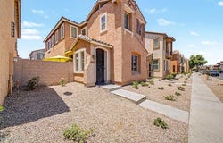 1944 N 77TH Glen, Phoenix, AZ 85035