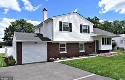 1443 HAMPTON LN, WARMINSTER, PA 18974