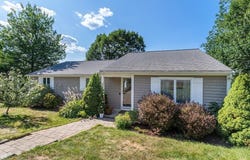 57 Cliff Dr, Freetown, MA 02702