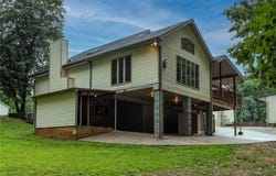 214 Rockwood Lane, Kernersville, NC 27284