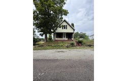 204 S Graceland Avenue, Claypool, IN 46510