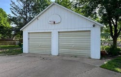 704 North Highway, Jackson, MN 56143