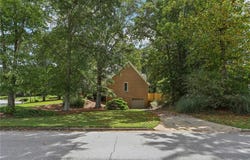 2130 Weatherstone Circle SE, Conyers, GA 30094