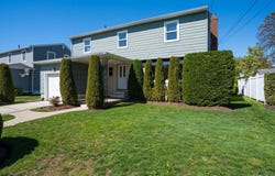 2386 Hampton Avenue, Seaford, NY 11783