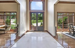 1042 Holiday Drive, Crossville, TN 38555