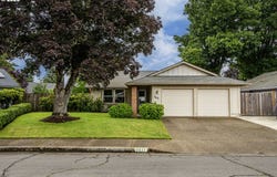 2677 CHAD DR, Eugene, OR 97408