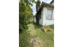 272 East East Center Street Street, Beattyville, KY 41311