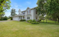 2100 OK BLUFF CIRCLE, Plover, WI 54467