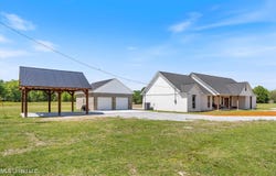 1227 County Road 90, New Albany, MS 38652