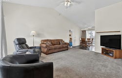 225 GRIZZLY Ave, Eugene, OR 97404