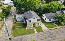 206 E 9th Street, Mount Pleasant, TX 75455