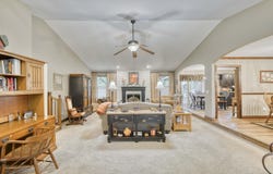1820 E Jacqueline Street, Springfield, MO 65804