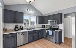 7995 Upper 145th Street W, Apple Valley, MN 55124