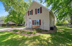 3320 IRIS Court, GREEN BAY, WI 54311-7639