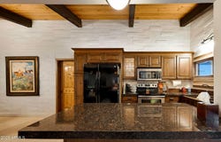 2236 N MIDDLECOFF Drive, Mesa, AZ 85215