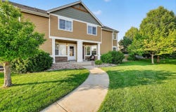 805 Summer Hawk Dr, Longmont, CO 80504