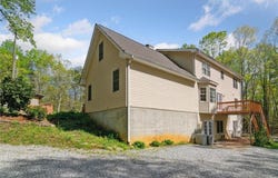 86 Sleepy Hollow Road, Dahlonega, GA 30533