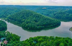 832 Cliffs Edge Road, East Bernstadt, KY 40729