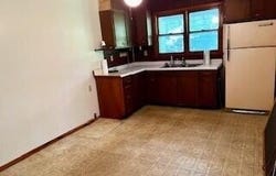 7 S Shore Avenue, Beverly Shores, IN 46301