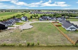 589 Highview Court, Godley, TX 76044