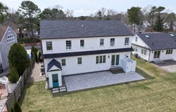 72 Woodside Drive, East Falmouth, MA 02536
