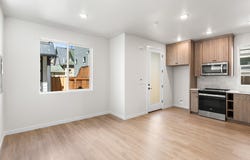72 NE Stanton, Portland, OR 97212