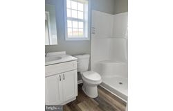 12 PACIFIC AVENUE, MILROY, PA 17063