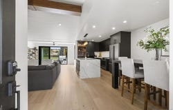 2146 Foster St, Oceanside, CA 92054