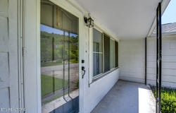 610 E Race St, Kingston, TN 37763
