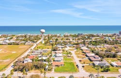 2811 S Peninsula Drive, Daytona Beach, FL 32118