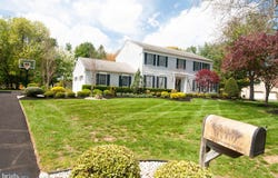 7 BRIARWOOD DR, PRINCETON JUNCTION, NJ 08550