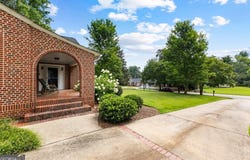 305 Waverly, Lagrange, GA 30240