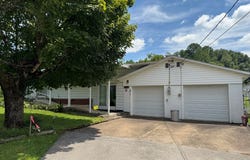 87 Mack Lane, Pine Grove, WV 26167